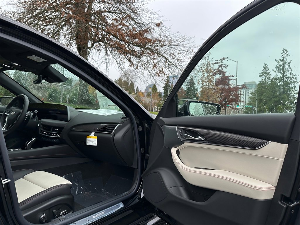 New 2026 Cadillac CT5 V w/ Technology Package image 11