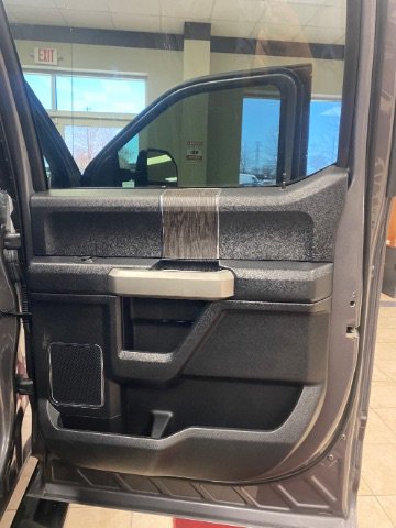 Used 2021 Ford F250 Lariat image 19