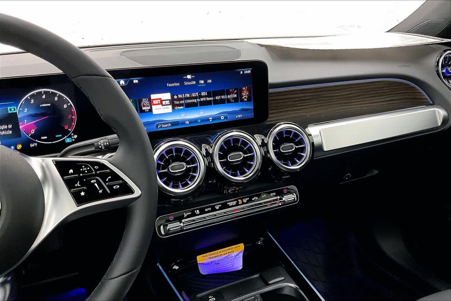 Used 2026 Mercedes-Benz GLB 250 image 6