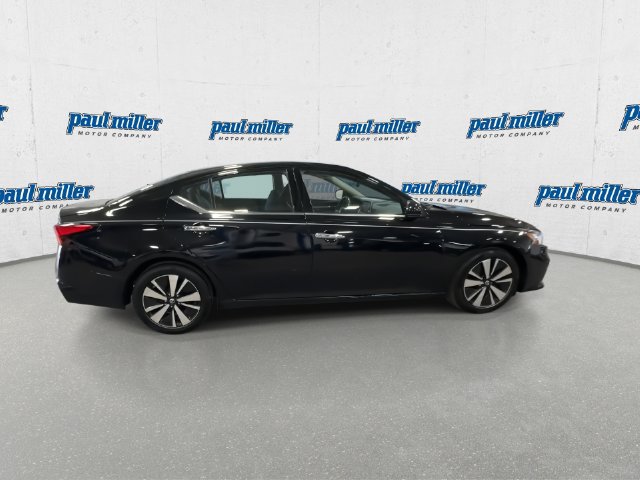 Used 2020 Nissan Altima 2.5 SL FWD image 12