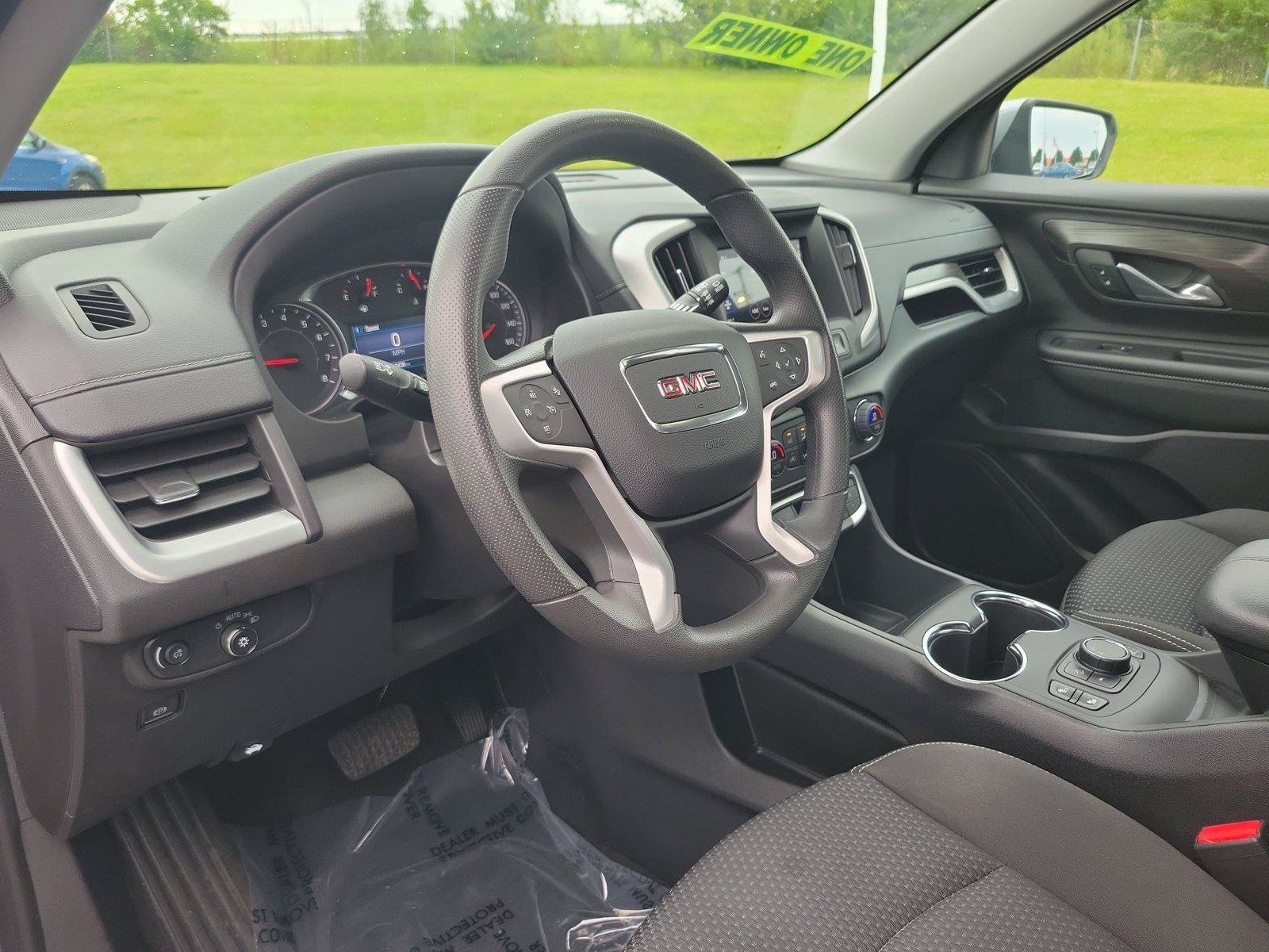 Used 2024 GMC Terrain SLE w/ Driver Convenience Package FWD image 21