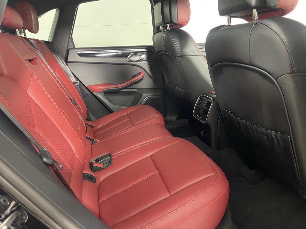 Certified 2023 Porsche Macan S image 23