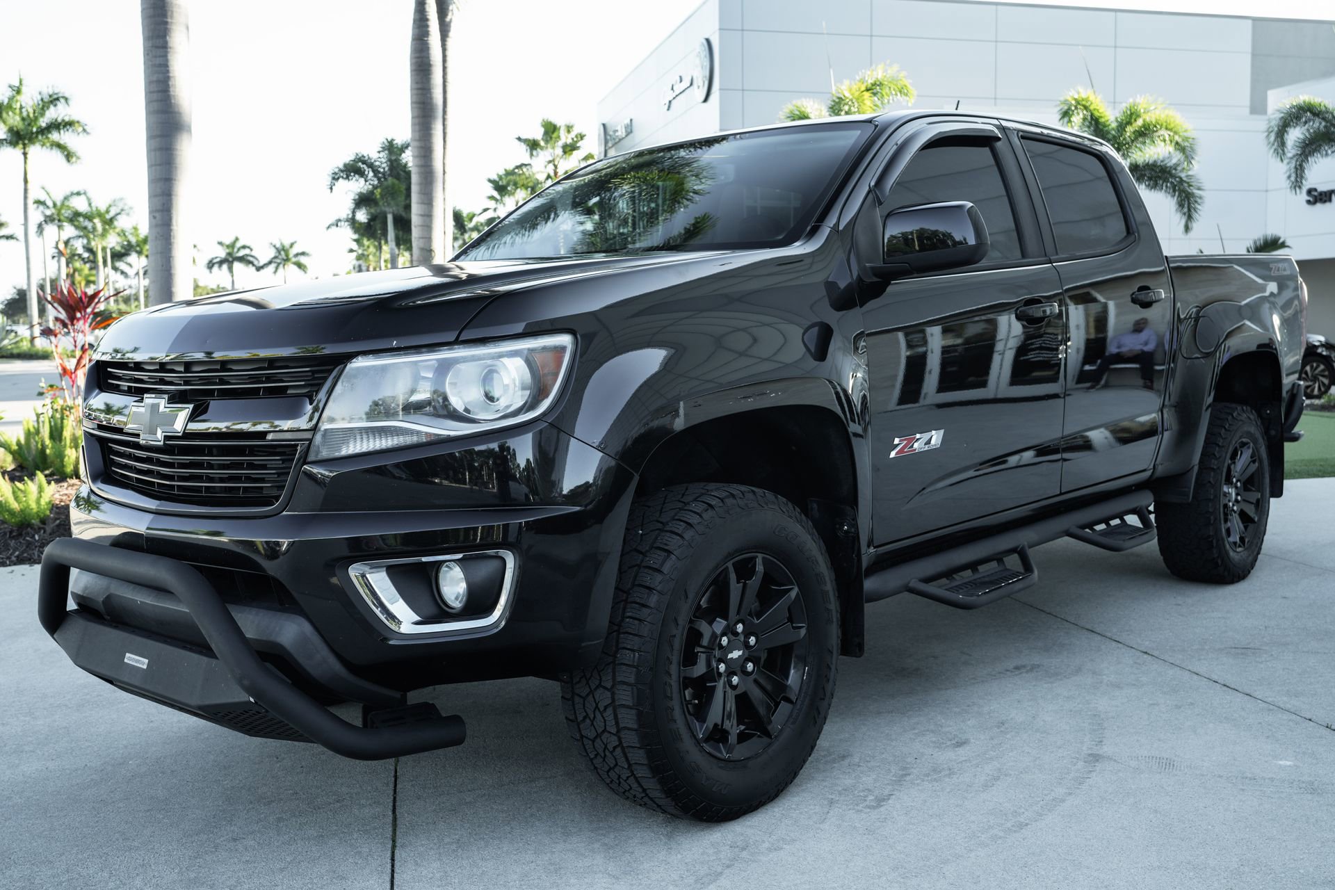 Used 2017 Chevrolet Colorado Z71 w/ Z71 Midnight Edition image 6