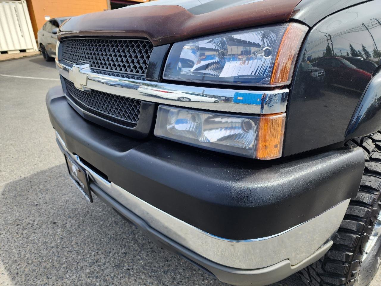 Used 2004 Chevrolet Silverado 2500 LT AWD/4WD image 31