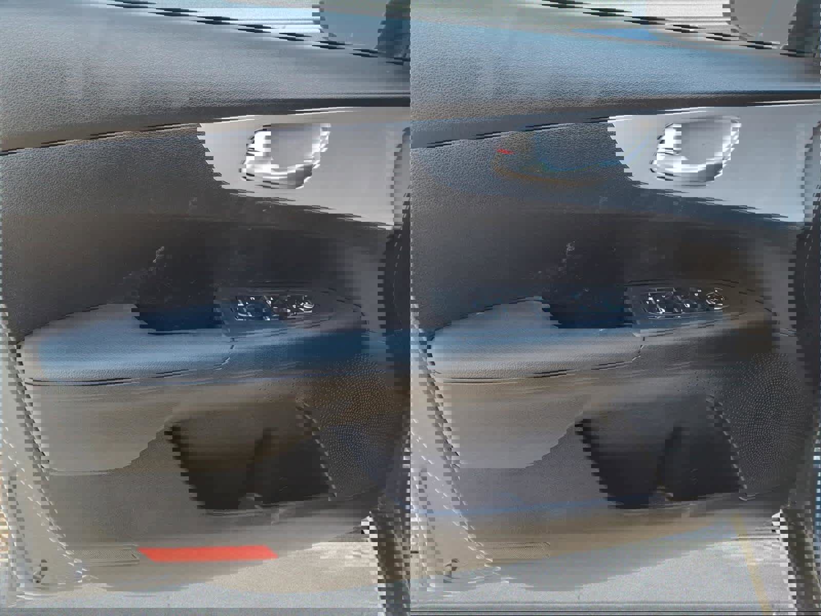 Used 2023 Kia Forte LXS w/ LXS Technology Package image 11