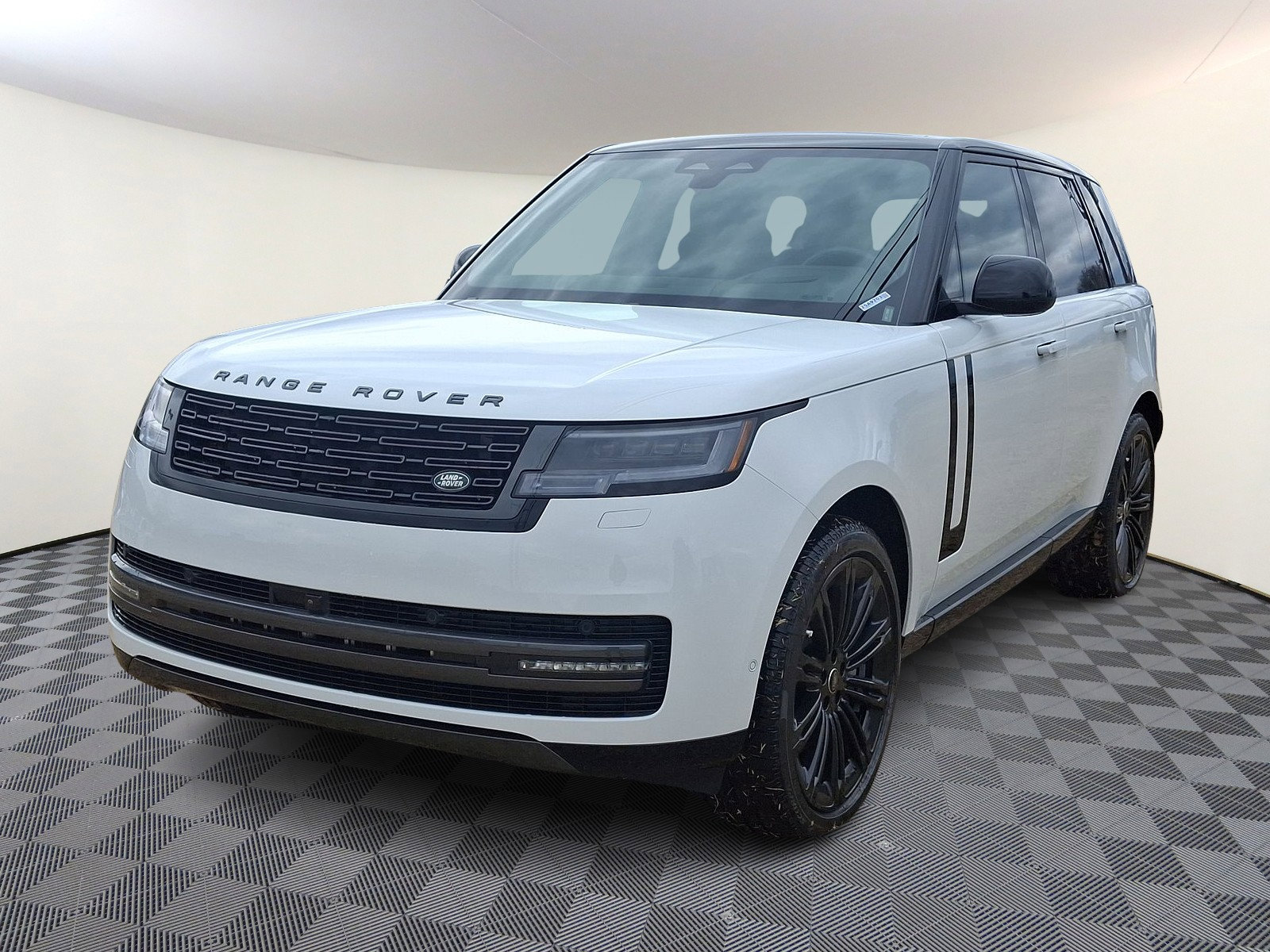 New 2025 Land Rover Range Rover SE