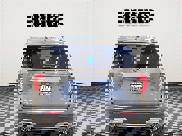 Used 2022 Ford Explorer Platinum w/ Equipment Group 601A image 6