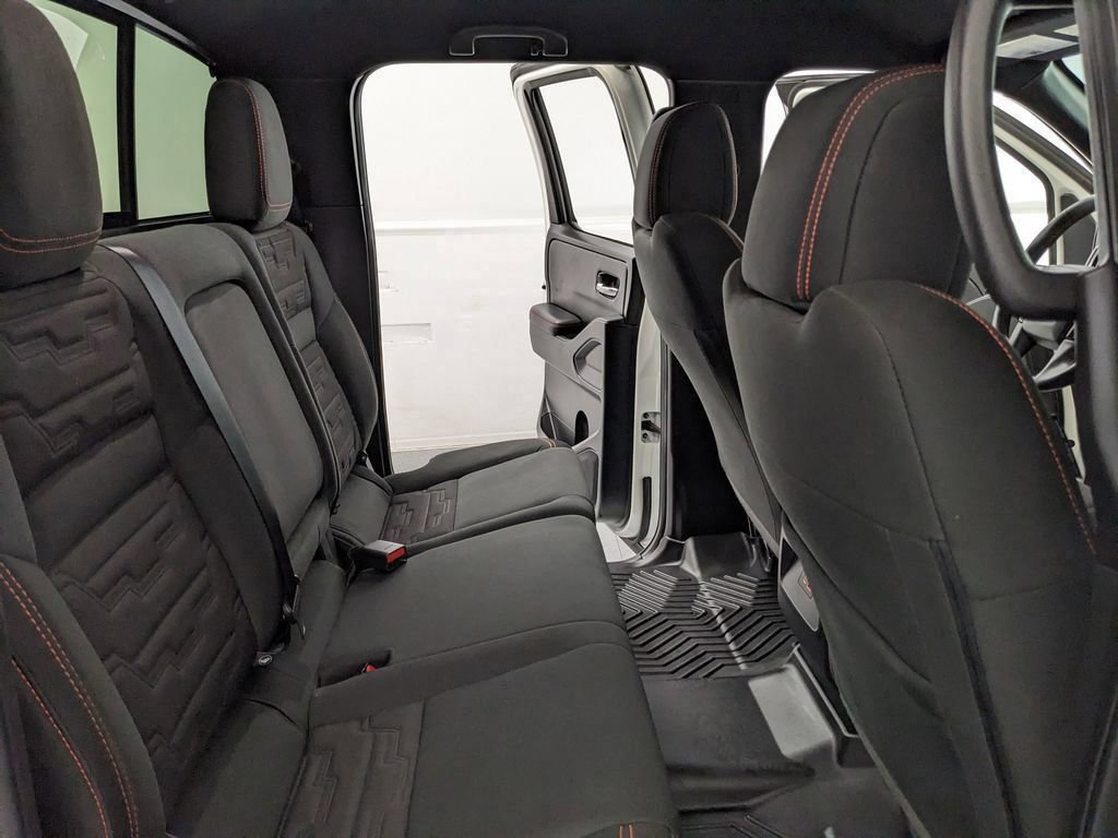Used 2025 Nissan Frontier PRO-4X AWD/4WD image 20