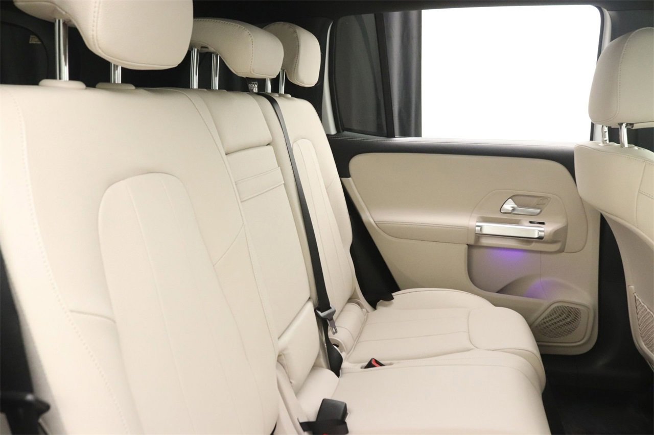 New 2025 Mercedes-Benz GLB 250 image 10