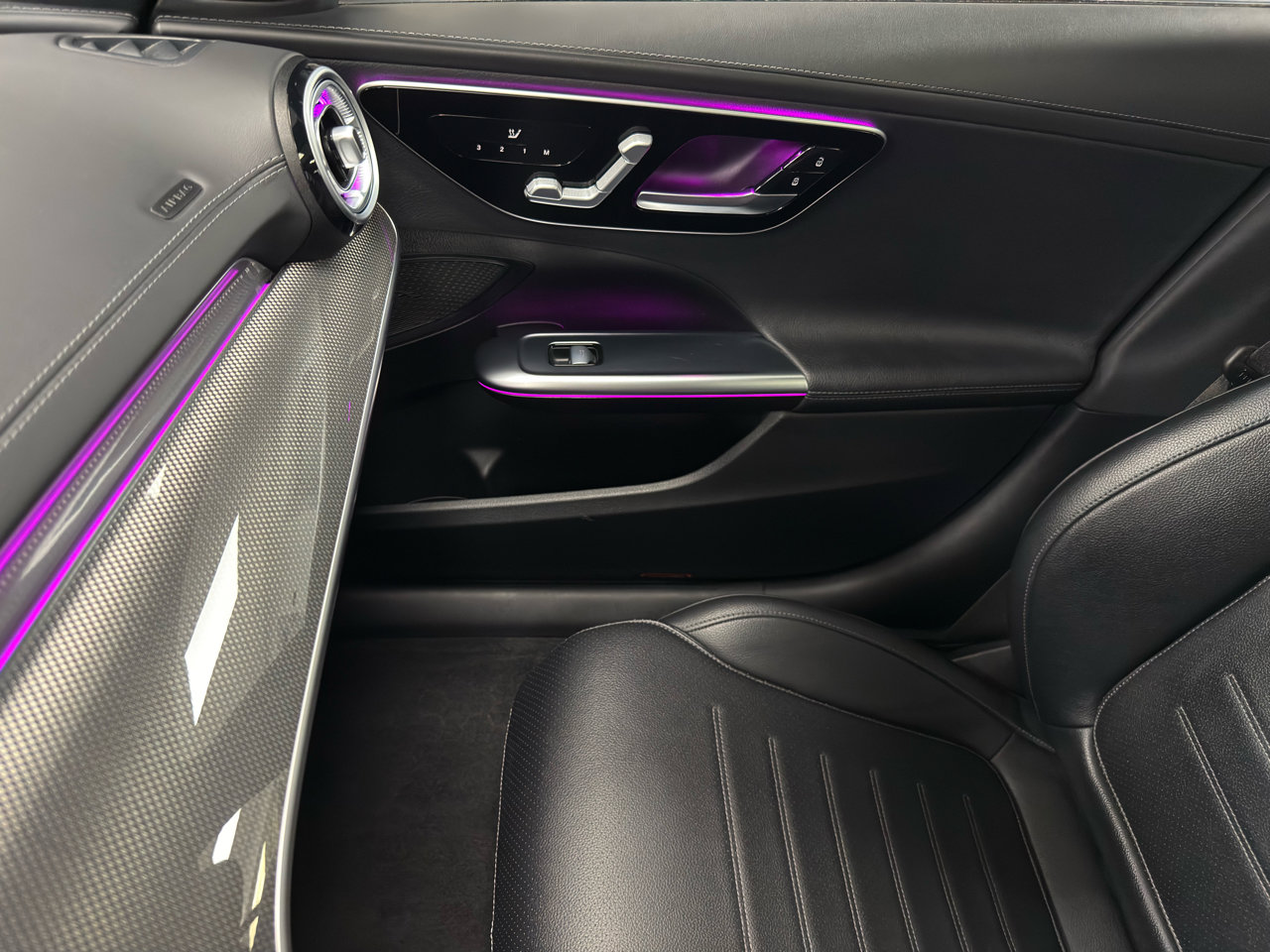 Used 2023 Mercedes-Benz C 300 4MATIC Sedan image 26