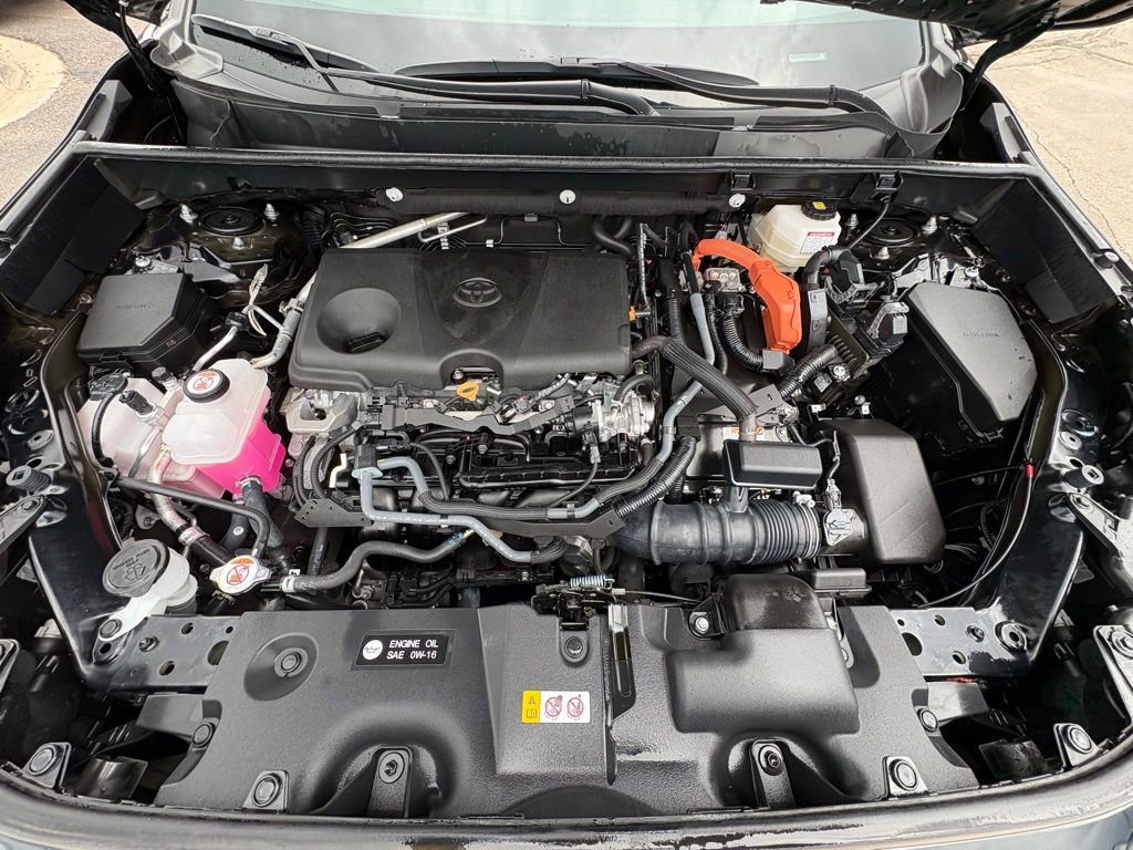 Used 2024 Toyota RAV4 XLE image 39