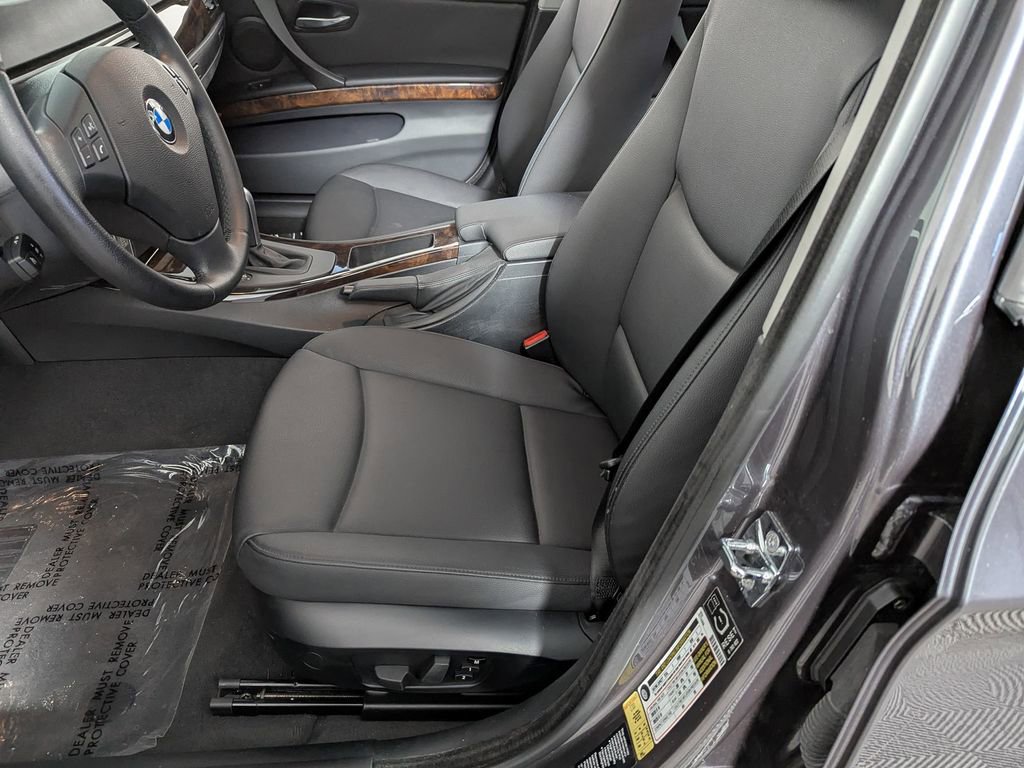 Used 2006 BMW 325i Sedan image 14