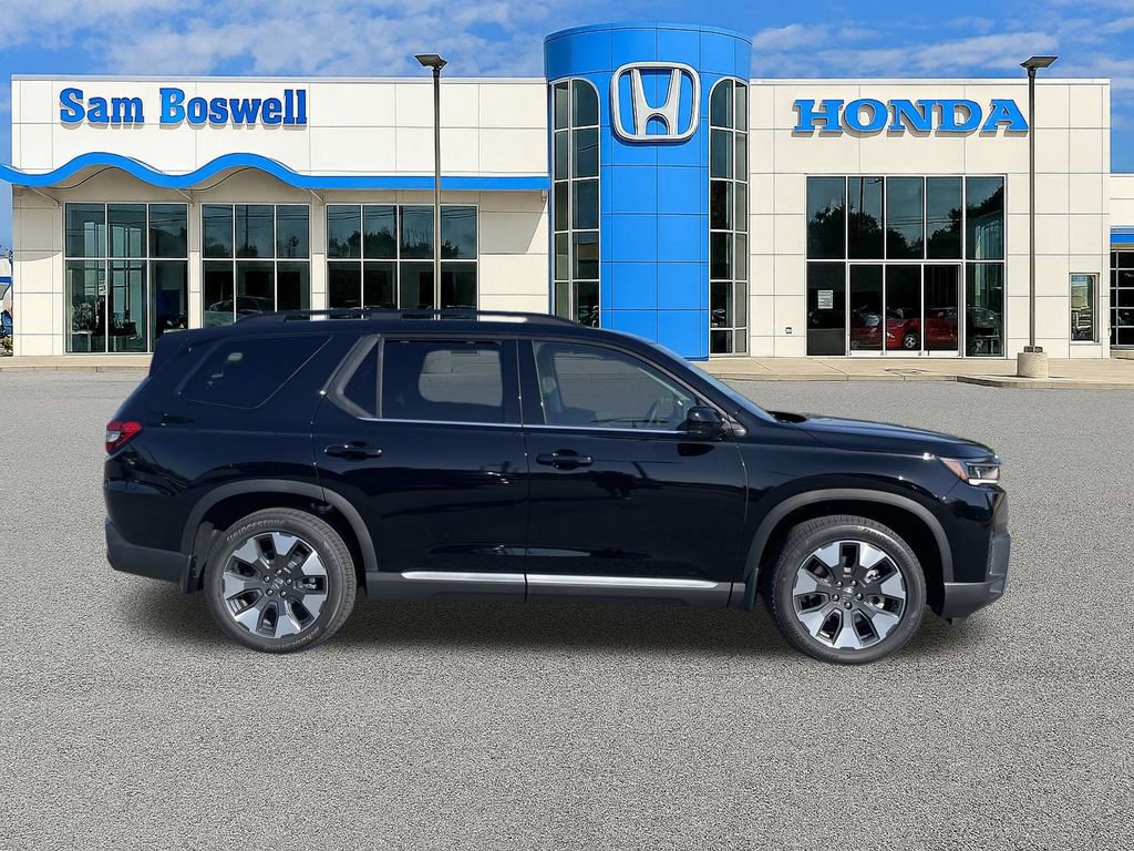 New 2026 Honda Pilot Touring image 2