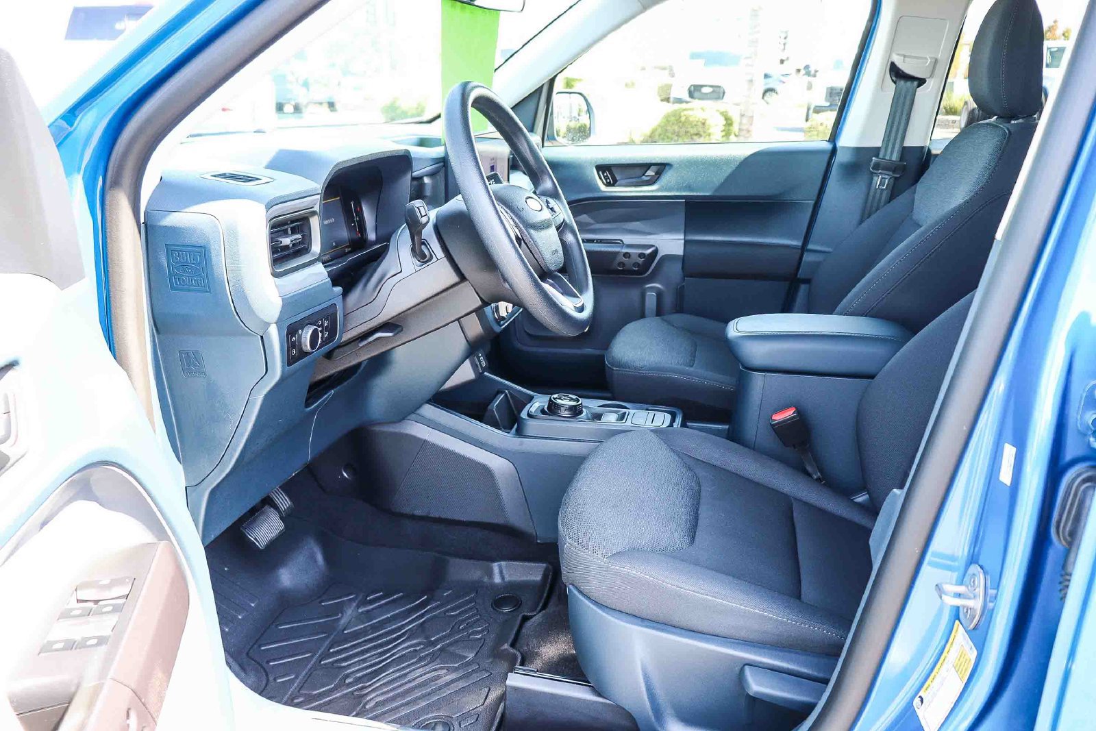 Certified 2025 Ford Maverick XL FWD image 19