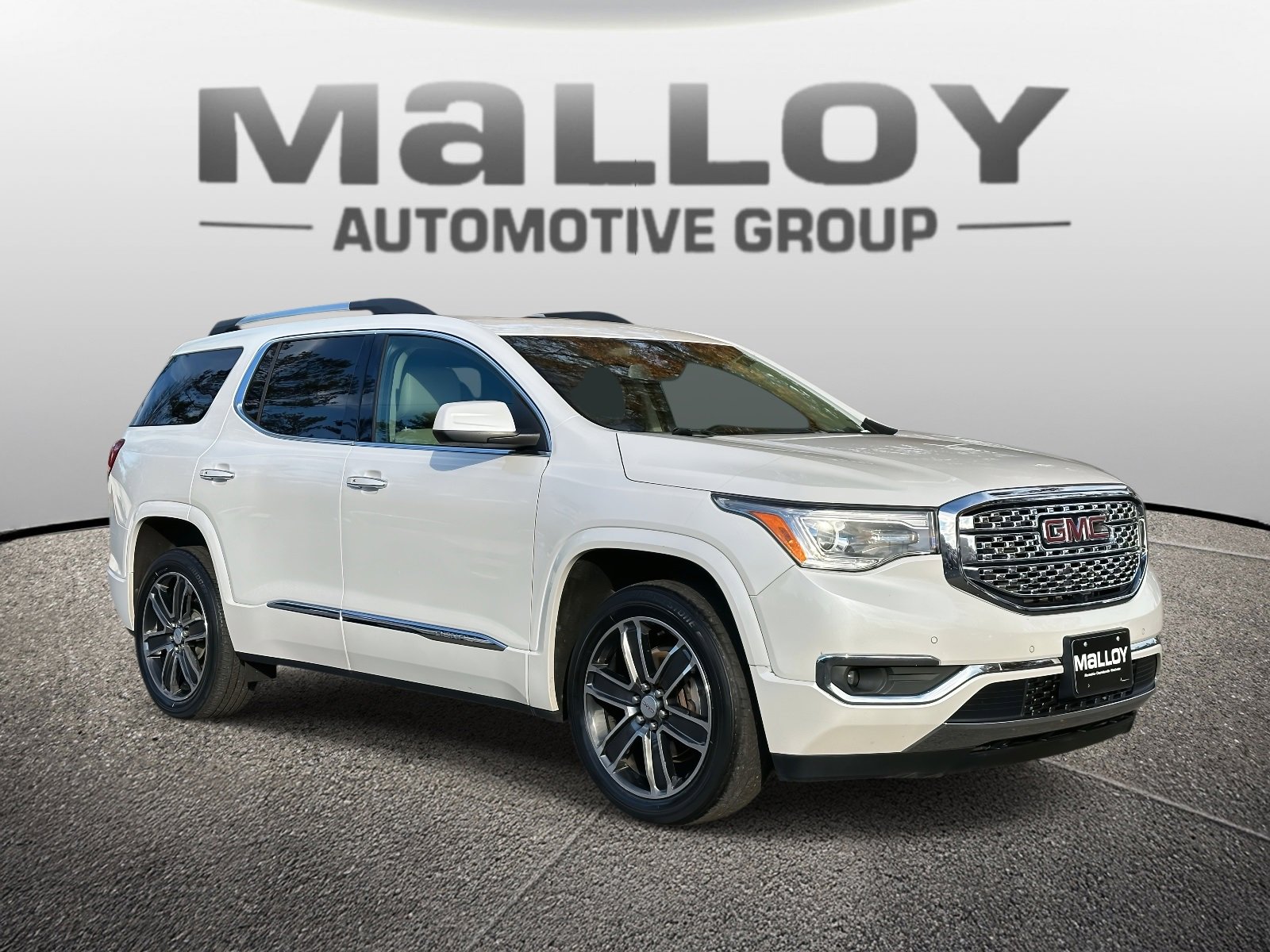 Used 2017 GMC Acadia Denali w/ Technology Package