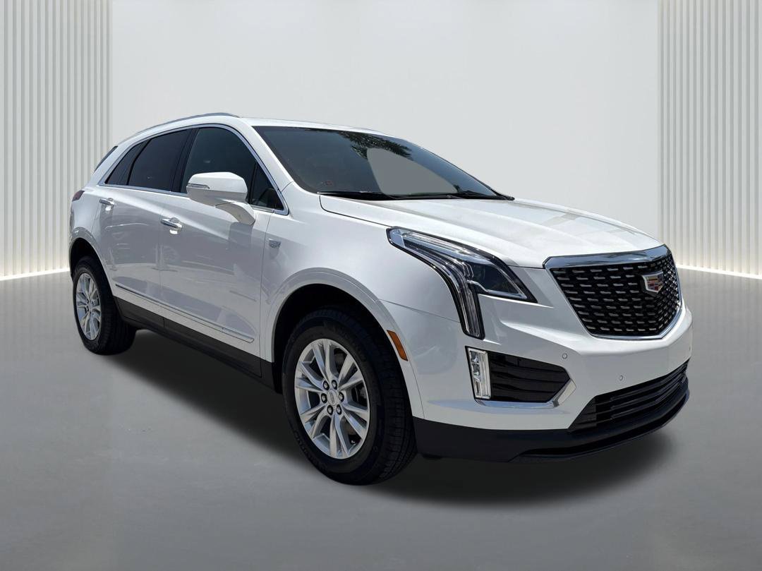 New 2026 Cadillac XT5 Luxury FWD image 3