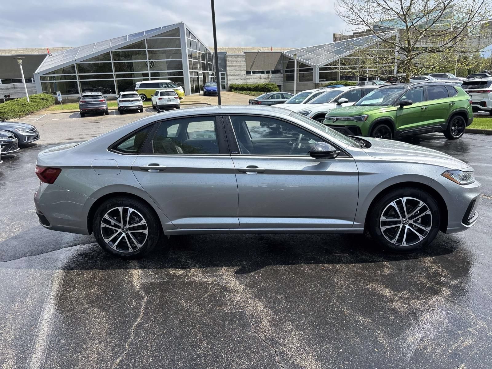 New 2026 Volkswagen Jetta Sport FWD image 4