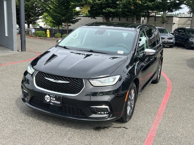 Used 2023 Chrysler Pacifica Limited FWD image 5