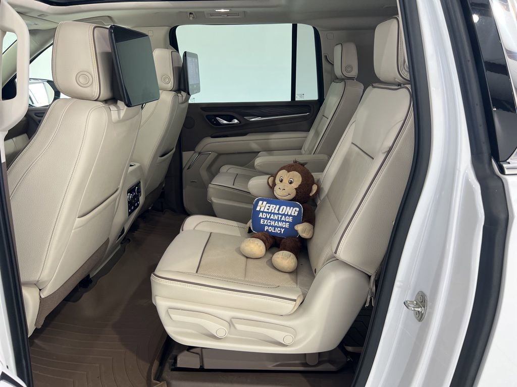 Used 2021 GMC Yukon XL Denali w/ Denali Premium Package image 23