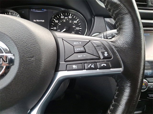 Used 2017 Nissan Rogue Sport SL w/ SL Premium Package image 23