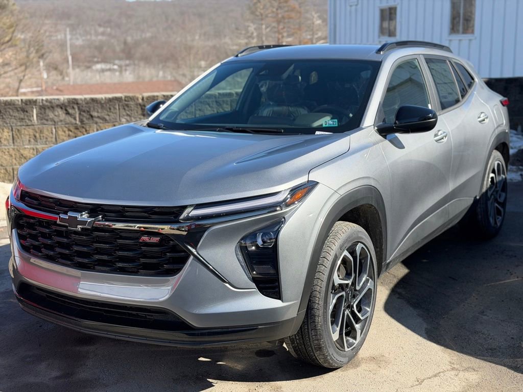New 2026 Chevrolet Trax RS image 1