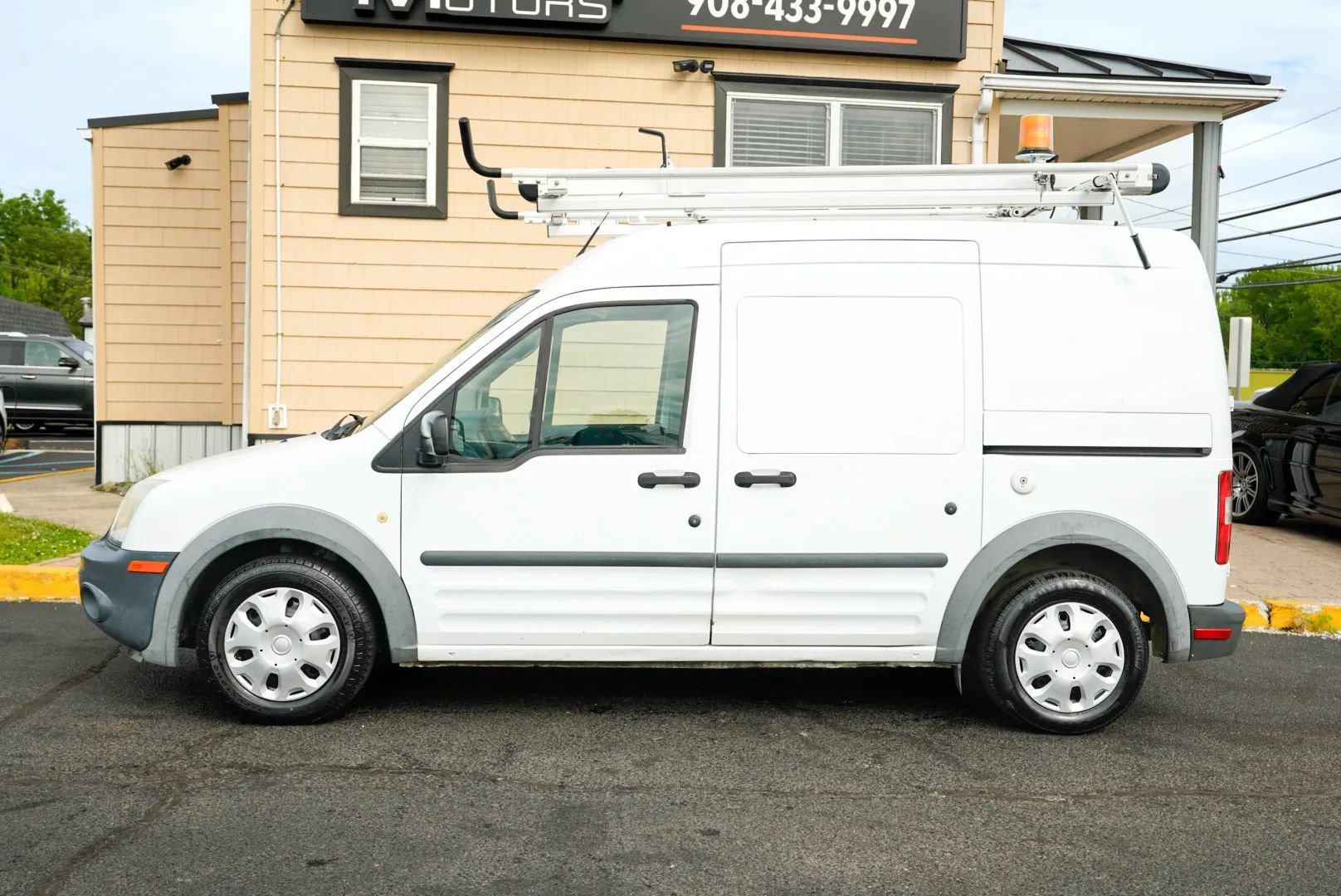 Used 2013 Ford Transit Connect XL FWD image 8