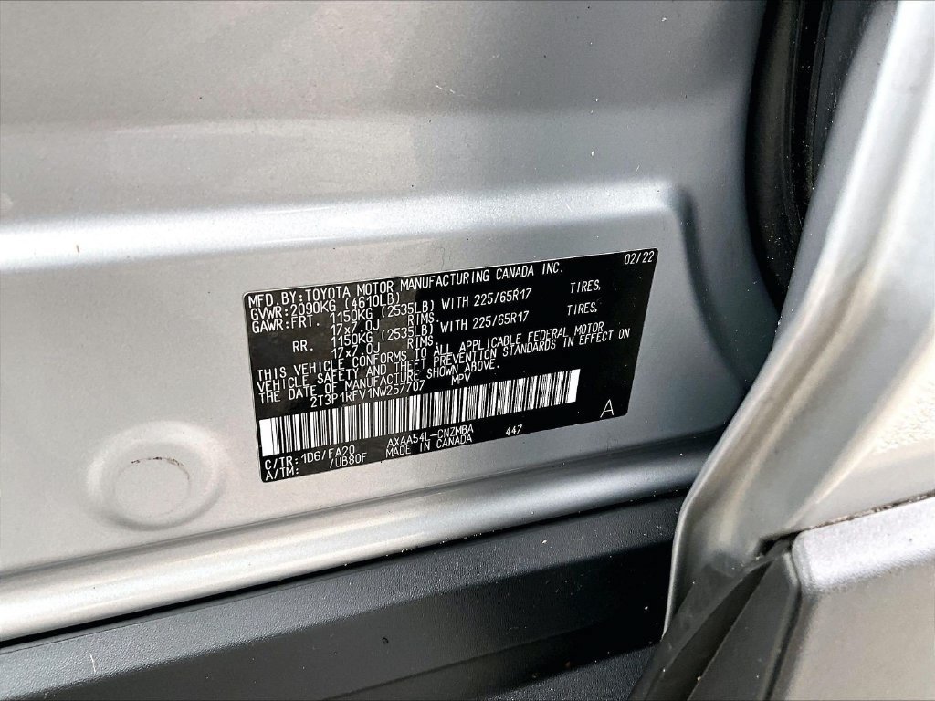 Used 2022 Toyota RAV4 XLE AWD/4WD image 36
