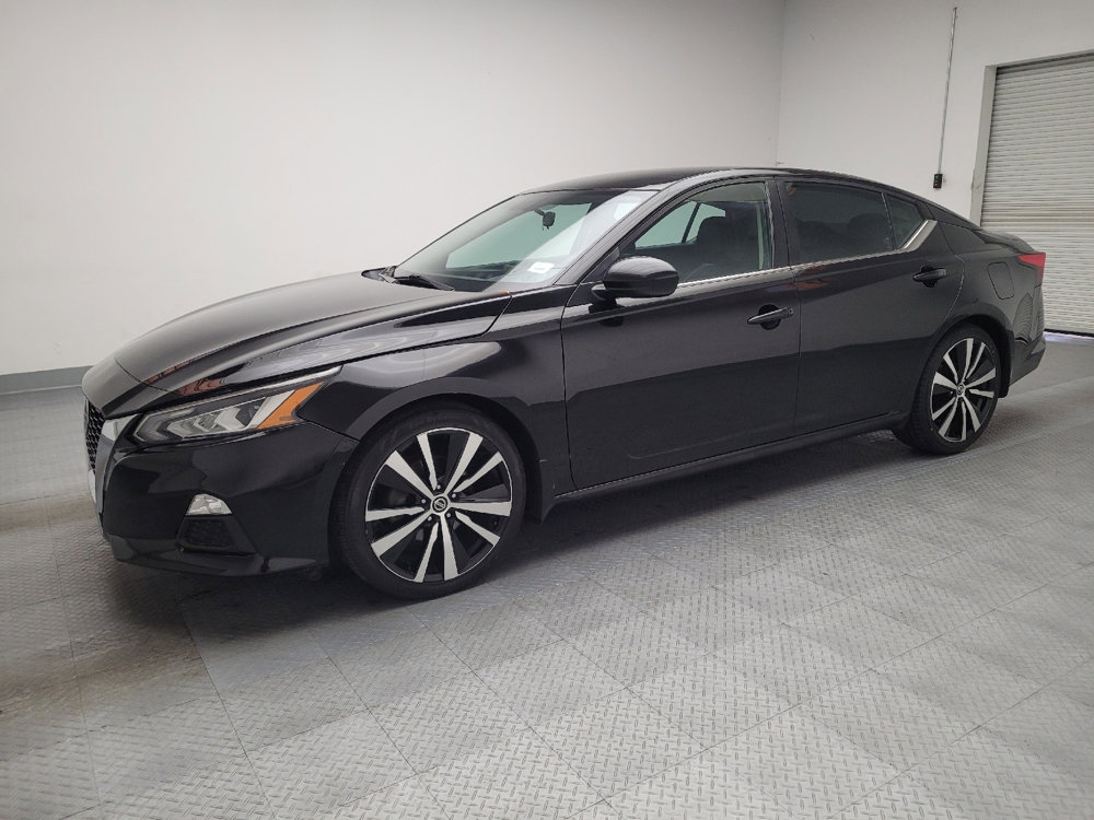 Used 2019 Nissan Altima 2.5 SR image 2