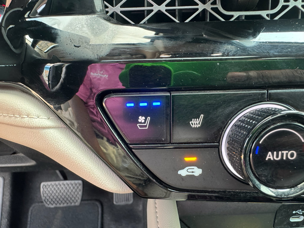 Certified 2025 Honda Accord Touring image 20
