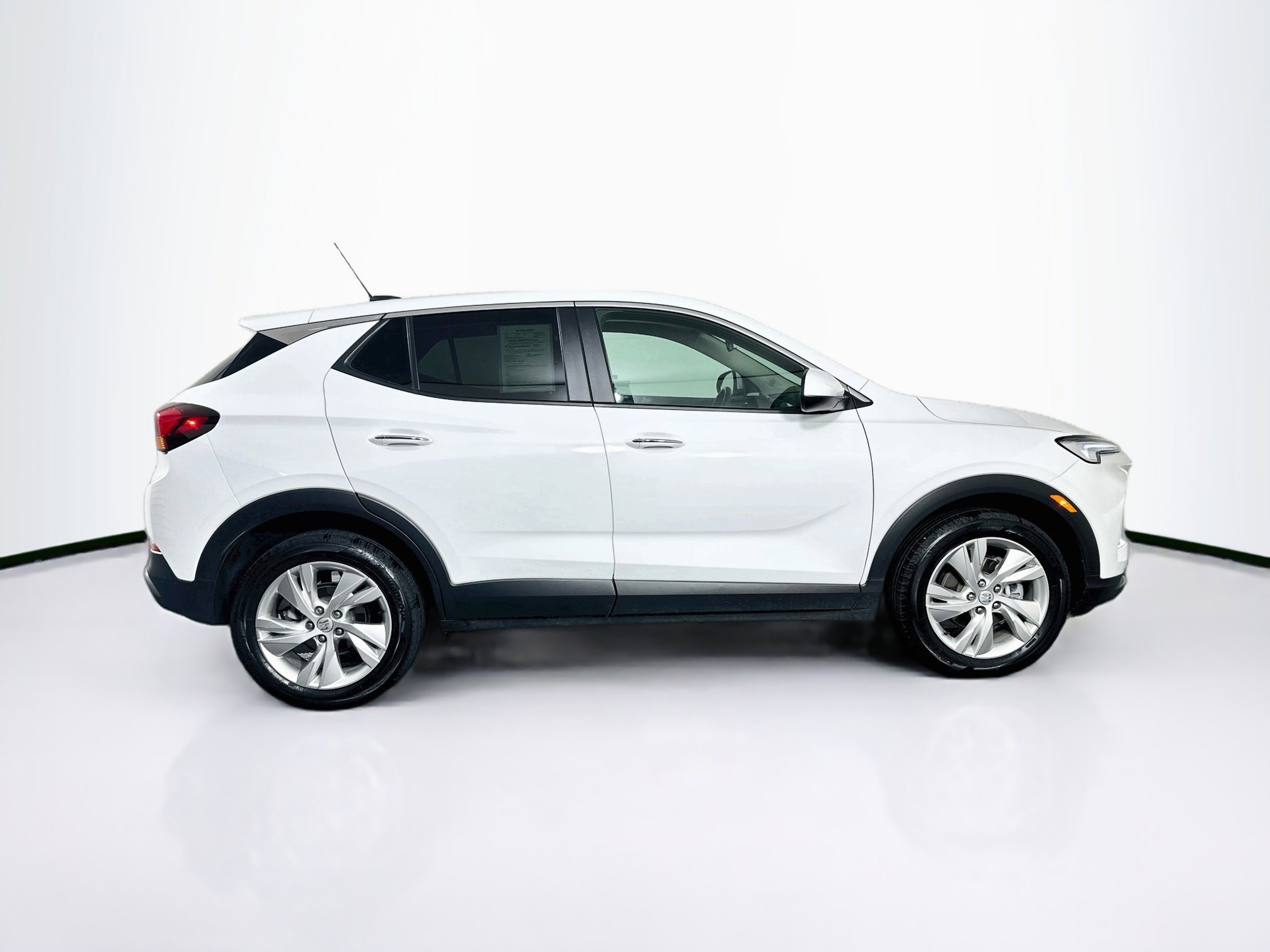 Used 2025 Buick Encore GX Preferred FWD image 10