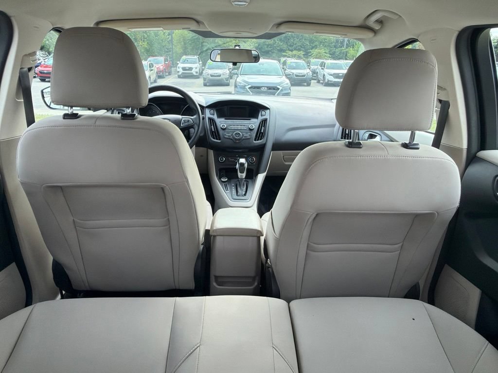 Used 2016 Ford Focus SE FWD image 22