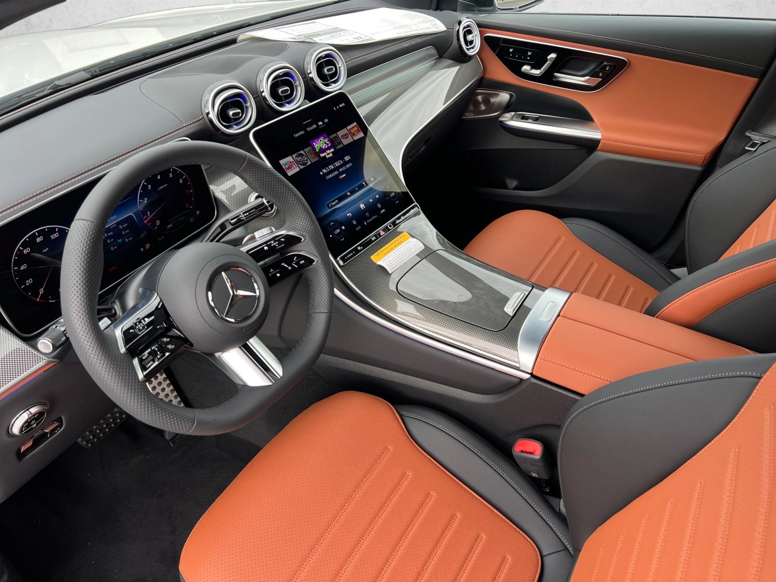 New 2026 Mercedes-Benz GLC 300 4MATIC image 11
