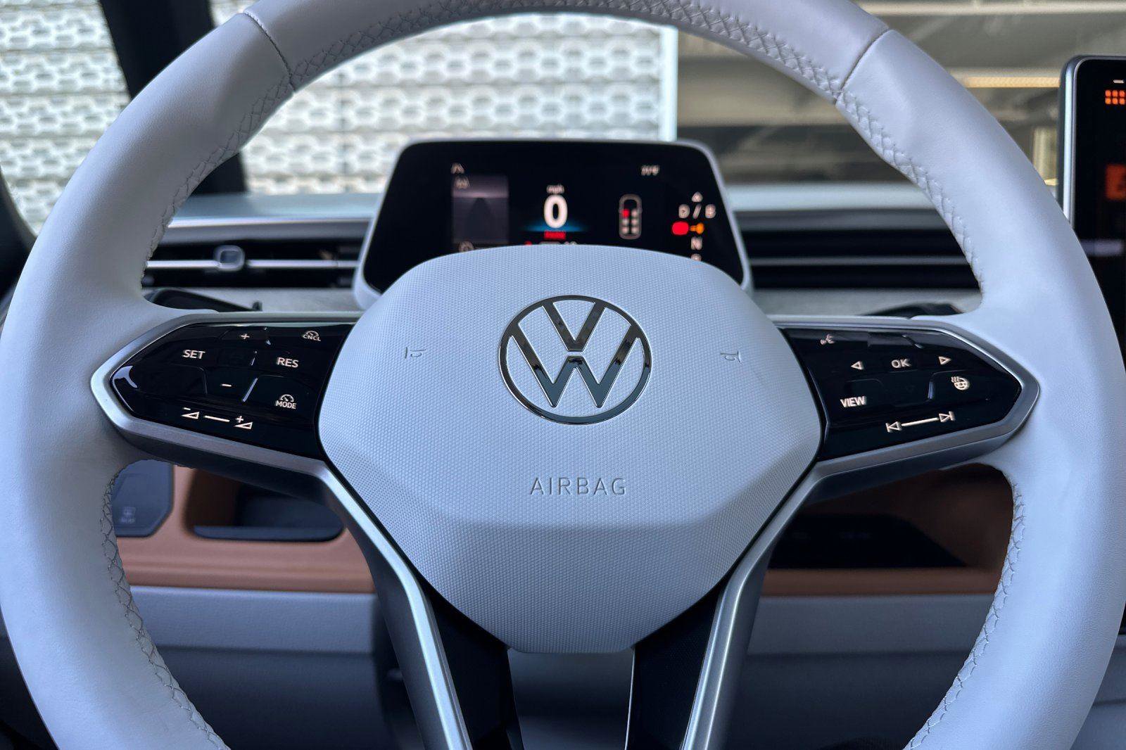 New 2025 Volkswagen ID. Buzz Pro S Plus image 21