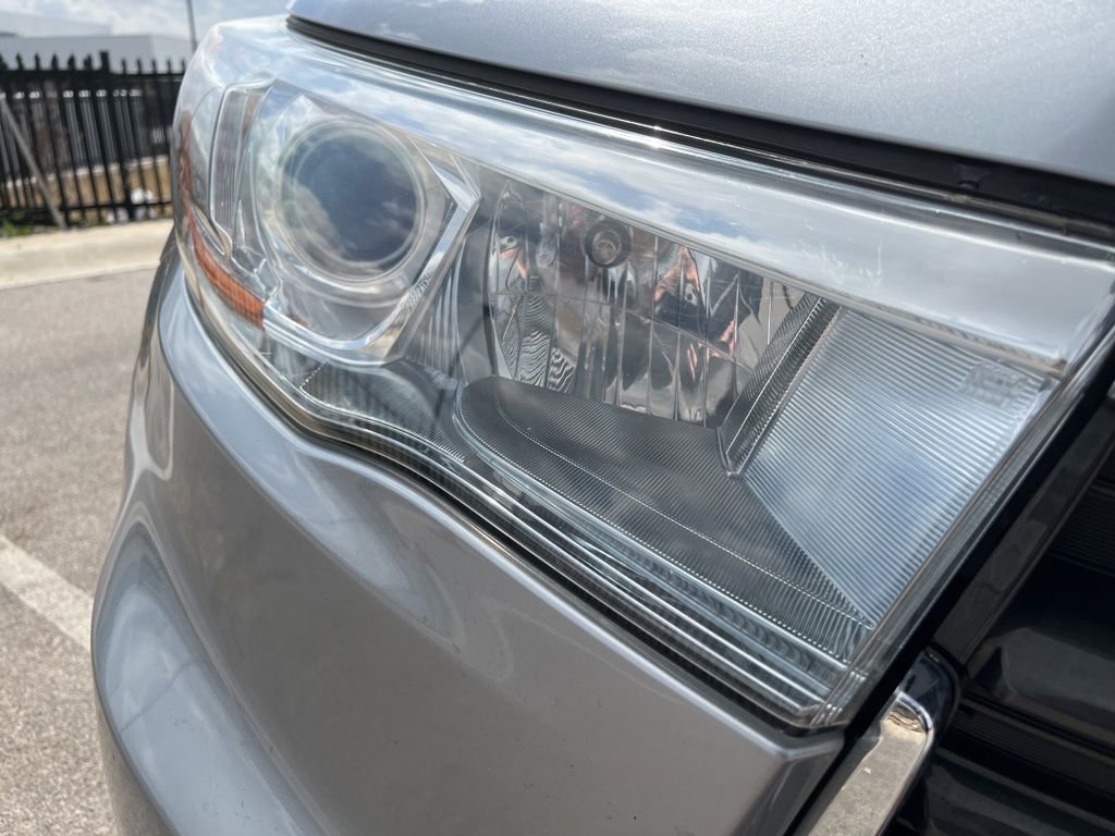 Used 2016 Toyota Highlander XLE image 14