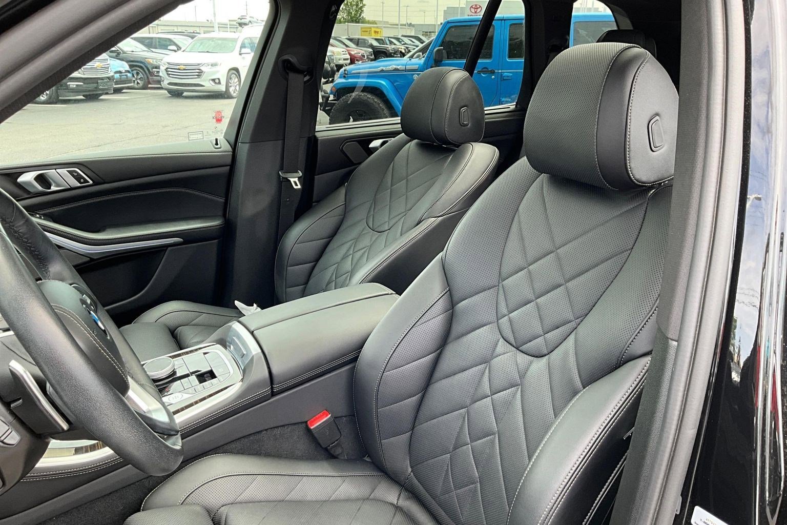 Used 2024 BMW X5 xDrive40i AWD/4WD image 19