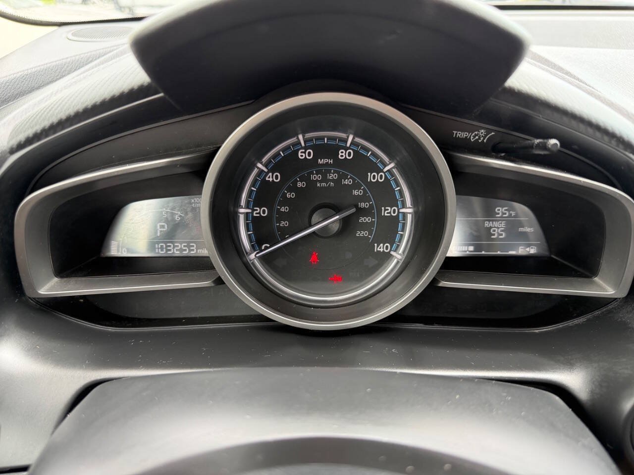 Used 2020 Toyota Yaris LE FWD image 17