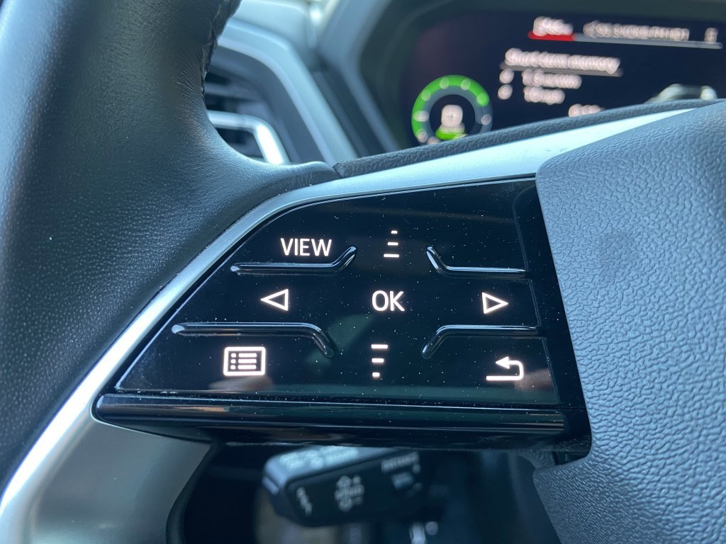 Used 2022 Audi Q4 e-tron Premium Plus image 32