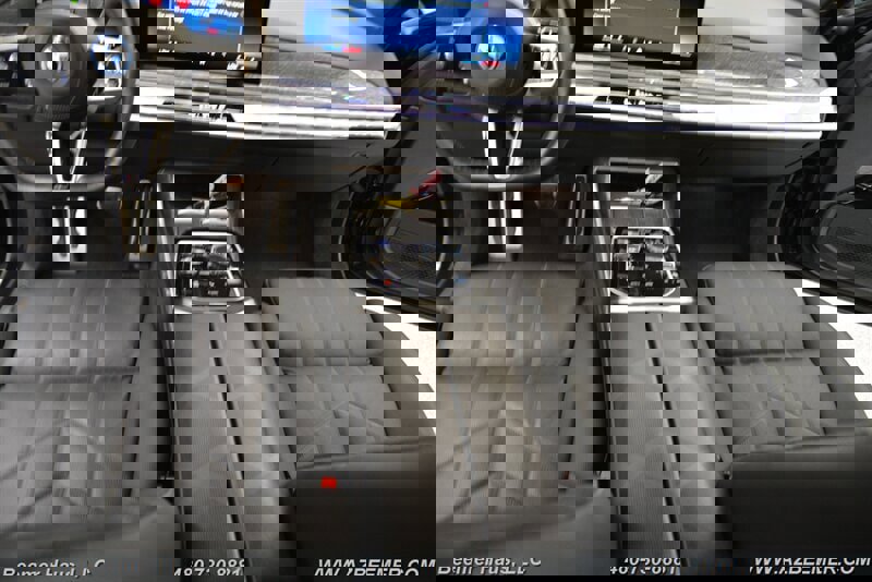 Used 2024 BMW i7 M70 w/ Executive Package image 17