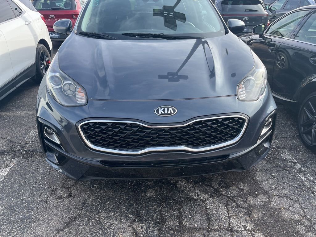 Used 2022 Kia Sportage LX image 2