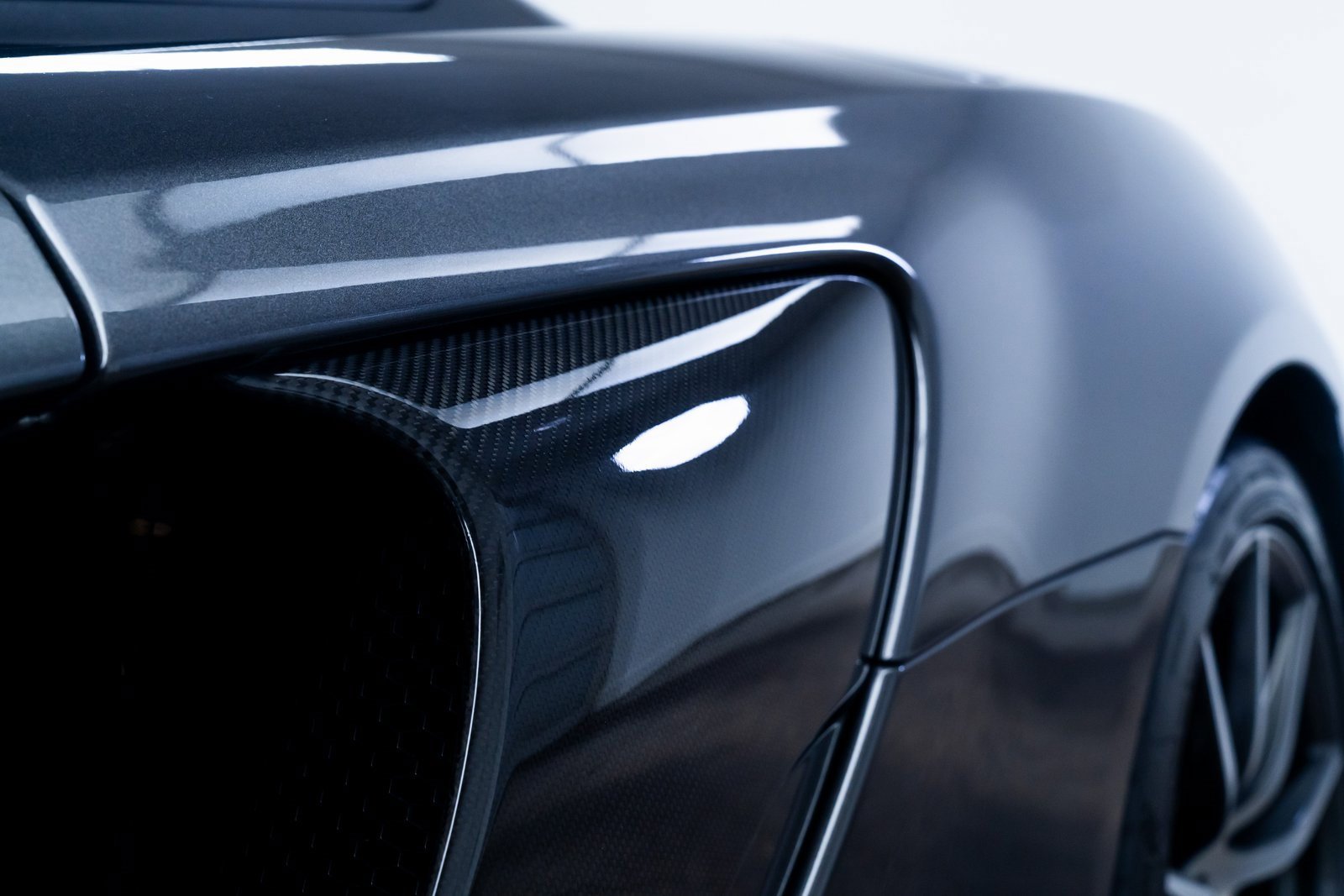 Used 2015 McLaren 650S Coupe image 11