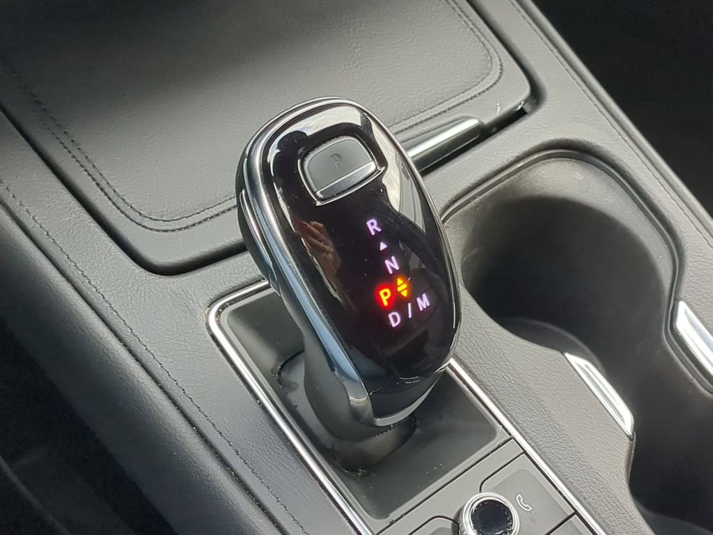 Used 2024 Cadillac XT4 Premium Luxury image 24