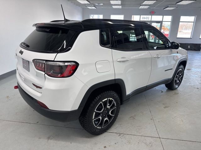 New 2026 Jeep Compass Trailhawk image 8
