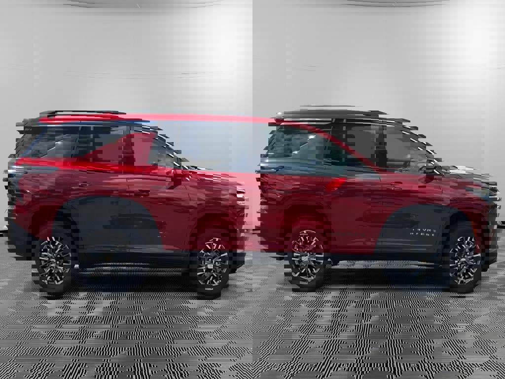 New 2026 Chevrolet Traverse LT image 8