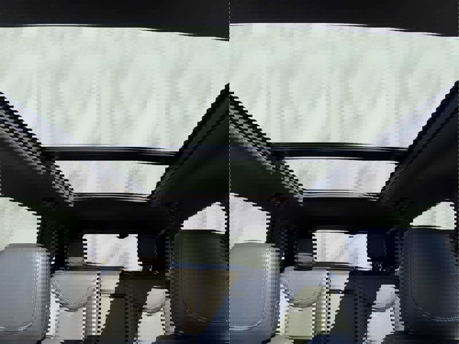 Used 2022 Cadillac XT5 Premium Luxury w/ Technology Package image 22