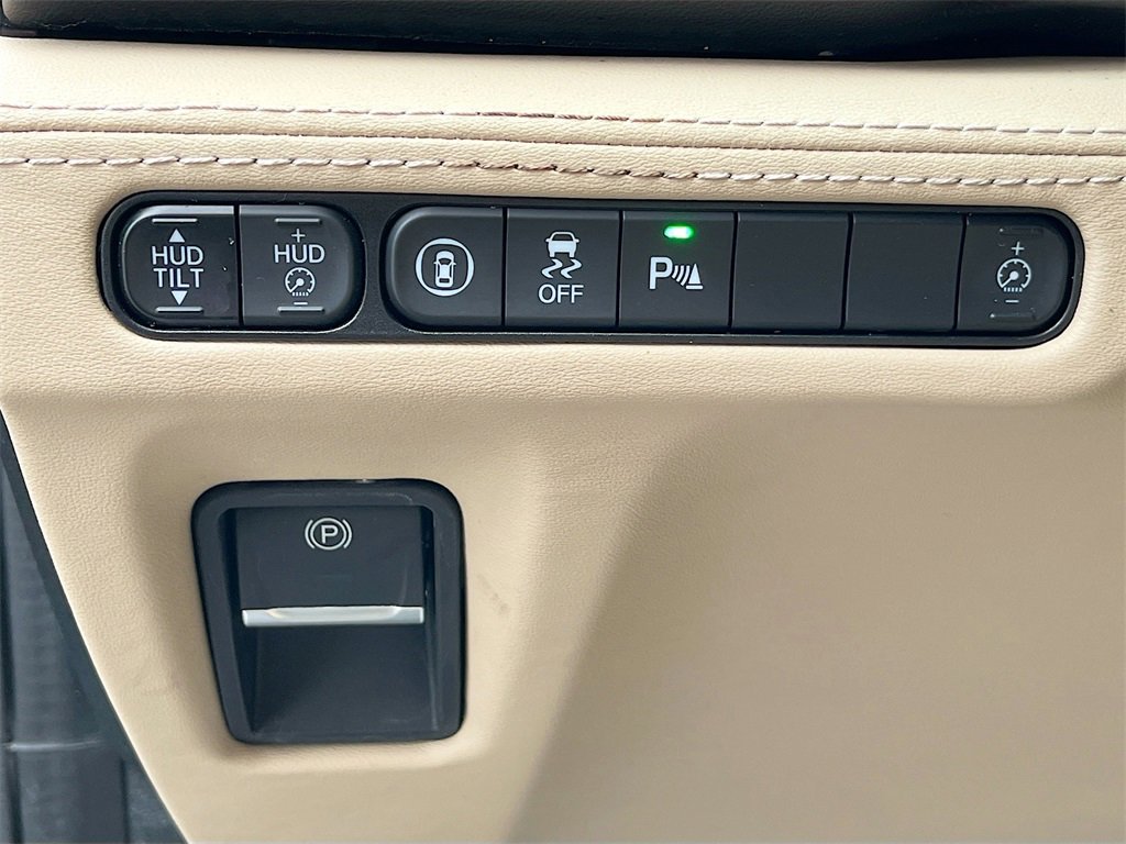 Used 2023 Acura MDX SH-AWD w/ Advance Package image 10