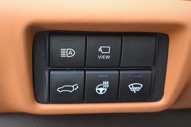 Used 2021 Toyota Highlander Platinum AWD/4WD image 24