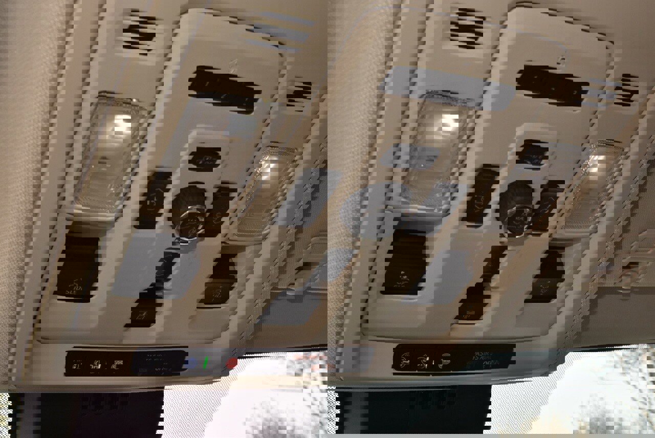 Used 2024 GMC Yukon Denali image 33