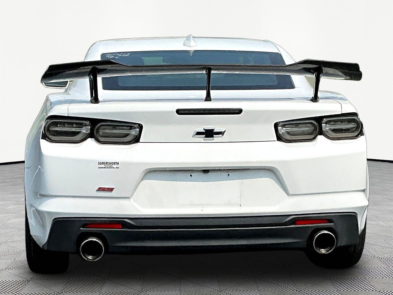 Used 2021 Chevrolet Camaro SS RWD image 5