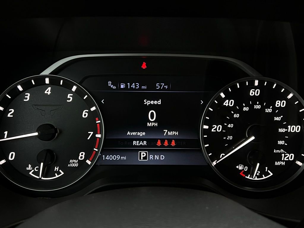 Used 2024 Nissan Titan SV w/ SV Convenience Package image 15