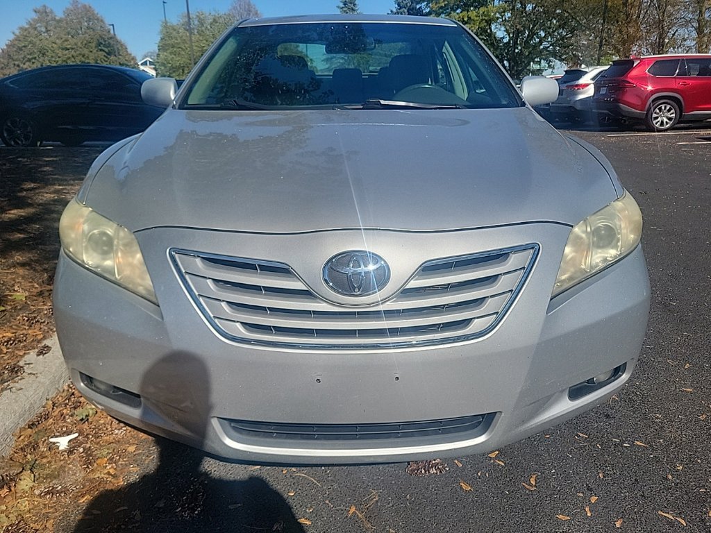 Used 2009 Toyota Camry XLE FWD image 2